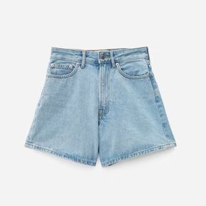 Everlane The A Line Denim Short in Powder Blue. Size 25. Excellent condition.